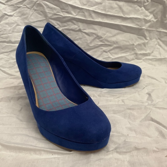 Apt 9 Blue Wedge Heels - Picture 1 of 7
